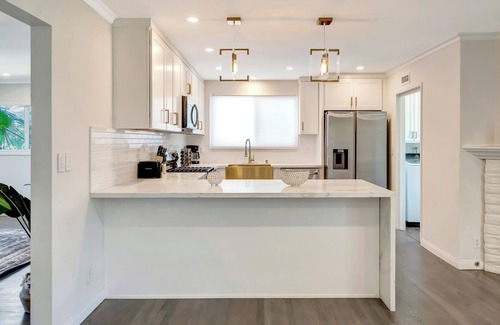 West Hills House | Beautiful House W/Hot-Tub & Large Fenced Yard!