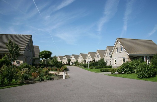 Medemblik House | Beautiful house with jetty near IJsselmeer