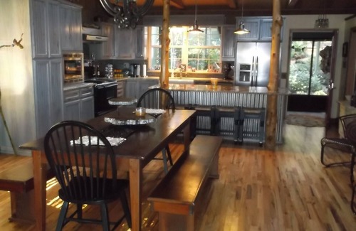 Starke House | Beautiful huge lake home & cottage! ☀️