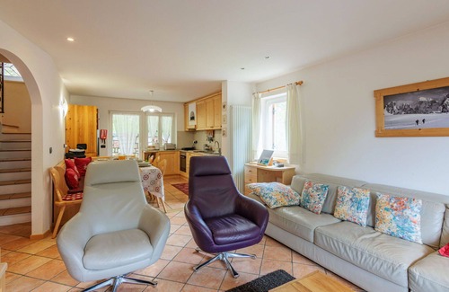 Canazei Apartment | Beautiful apartment for 6 people with TV and balcony