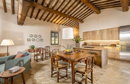 San Giovanni d'Asso Villa | Beautiful private villa with A/C, WIFI, private pool, TV, patio, panoramic view, close to Montalcino