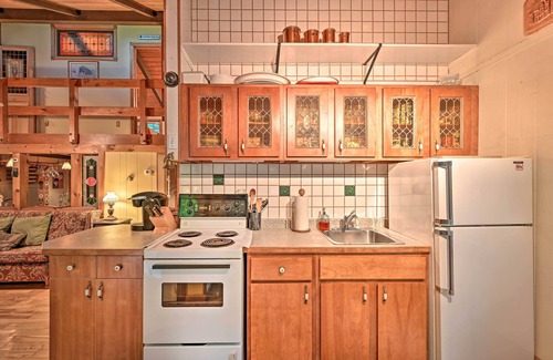 Jay House | Beautiful Jay Peak Home Near Creek & Waterfalls!
