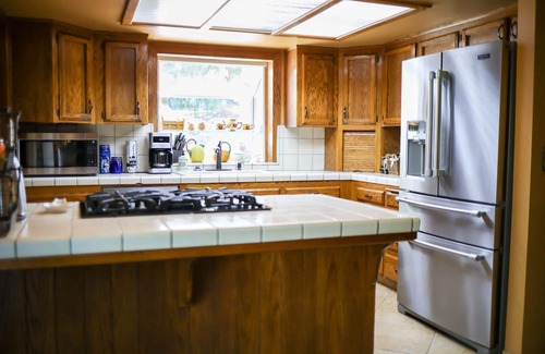 Kernville House | Beautiful Kernville Mountaintop Hideaway - New Hot Tub - 1.5 mi to downtown