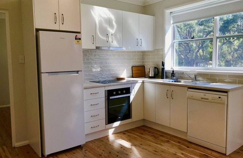 Berrara Apartment | Beautiful Kirby's Beach Berrara is only metres away!