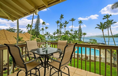 Wailua Condo | Beautiful Lae Nani - Oceanfront 2 bedroom 2 bath condo with AC