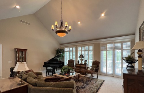 Milford House | Beautiful lake front home on Lake Camelot.