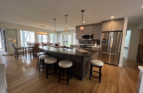 Green Lake House | Beautiful Lake Front Property within 3 blocks walk to Green Lake Town center.