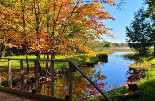Mellen Cabin | Beautiful lake home at a private camp