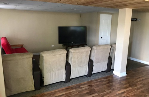 Sister Lakes House | Beautiful Lake Home On All Sports Little Crooked Lake