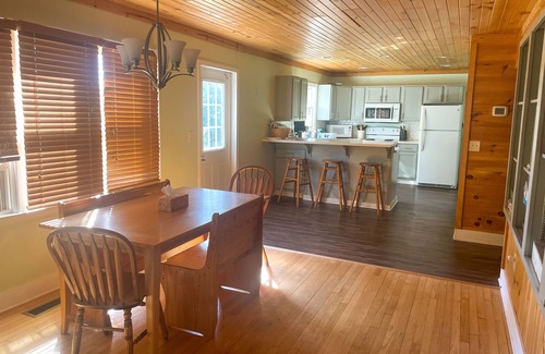 West Bend House | Beautiful Lake House in County Park