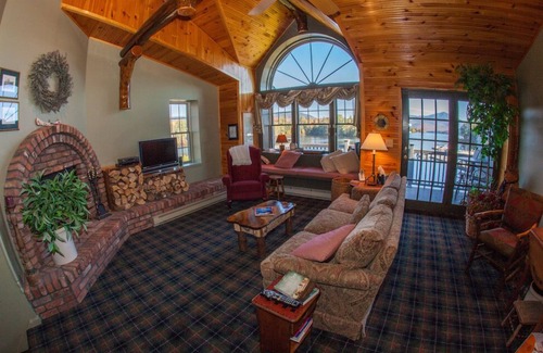 Lake Placid Condo | Beautiful Lake Views, Walk to Town, Pool, Beach!