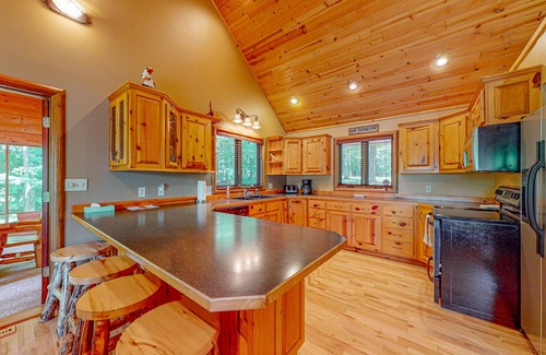 Presque Isle House | Beautiful Lakefront Cabin with a Private Dock, Firepit, and Large Yard!
