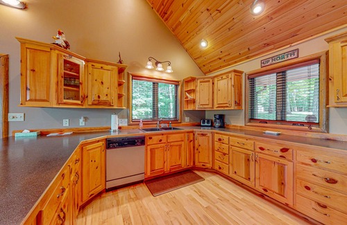 Presque Isle House | Beautiful Lakefront Cabin with a Private Dock, Firepit, and Large Yard!