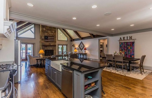 Lake Oconee House | Beautiful Lakefront Home, Amazing Big Water Views