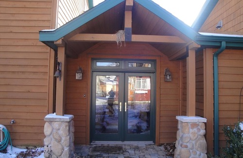 Sister Lakes House | Beautiful Lakefront Luxury!