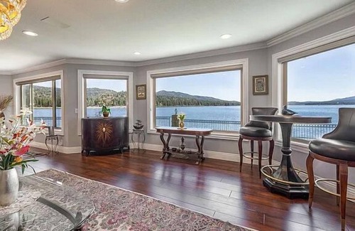Fawnskin Villa | Beautiful Lakefront Villa! Large hot tub, game room, & views! NEW PHOTOS SOON