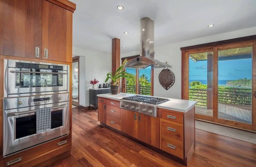 Kalihiwai House | Beautiful, large 5 bedroom house with pool and jacuzzi overlooking Kalihiwai Bay
