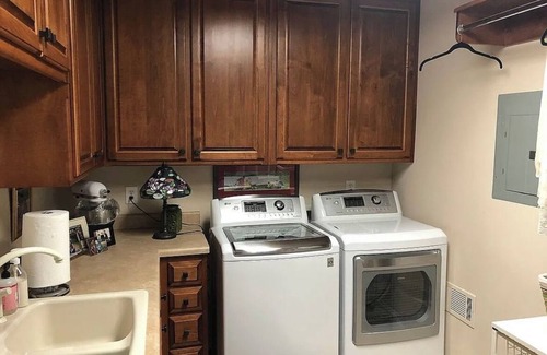 North Augusta House | Beautiful Large Home in downtown N. Augusta