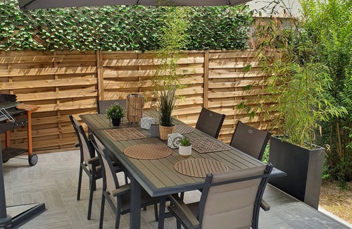 Auxerre Villa | Beautiful Large Villa Indoor Pool 1h Paris full privacy Gite Auxerre Chablis