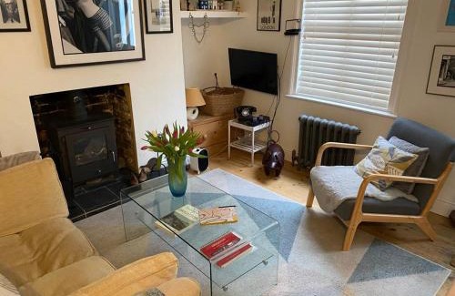 Brighton Apartment | Beautiful little Brighton Townhouse