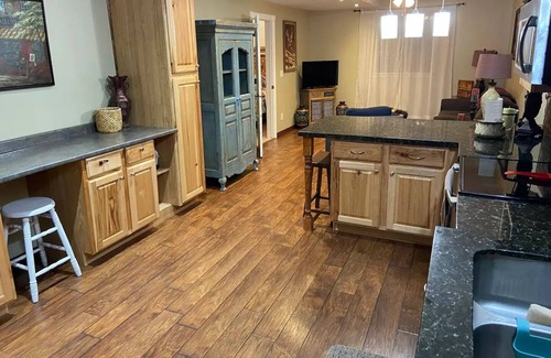 Bountiful Apartment | Beautiful Little Mountain Oasis!