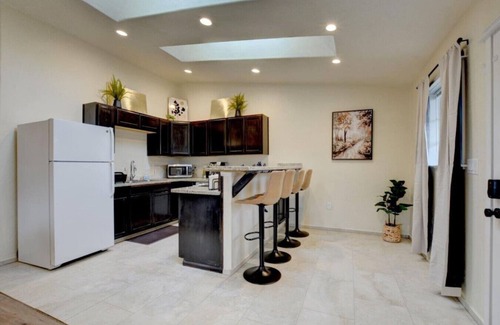 Medford House | Beautiful Loft Apartment w/Views in Medford, OR!