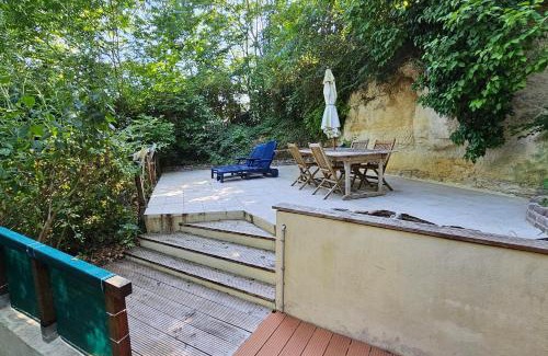 Meulan-en-Yvelines Apartment | Beautiful loft for 4 with large terrace