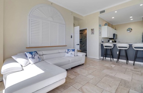 Fort Myers Beach Condo | Beautiful Lovers Key Penthouse! Amazing View! Pool, Hot Tub & Over $150 of Free Daily Activities!