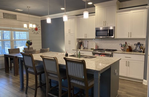 Augusta House | Beautiful Masters Week Rental w/hot tub