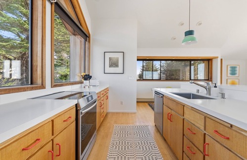 Sea Ranch House | Beautiful meadow home, 100 yards from Bluff Trail, Newly Renovated