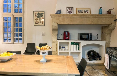 Sommieres House | Beautiful medieval home, nestled in the heart of the his