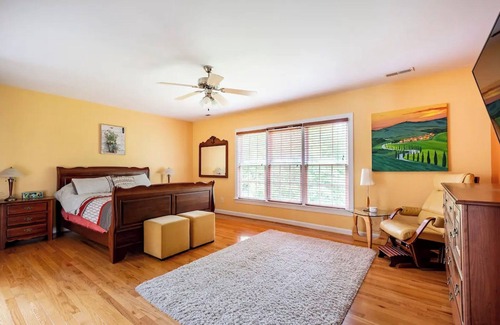 Cary House | Beautiful, mediterranean-style, not-so-big home, w/ open layout & prime location