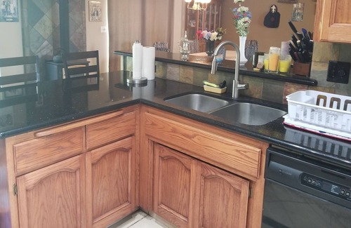 Squaw Valley House | Beautiful modern 3 bed/2 bath house near Sequoia National Park