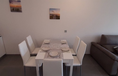 El Medano Apartment | BEAUTIFUL MODERN APARTMENT WITH HEATED POOL !