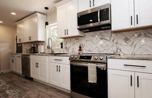 New London House | Beautiful Modern Beach Retreat