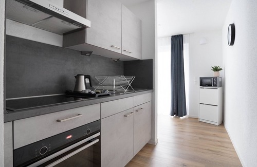 Osnabrueck Apartment | Beautiful & modern double bed studio in the center | home2share