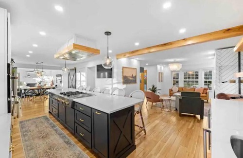 Arvada House | Beautiful modern home in Arvada