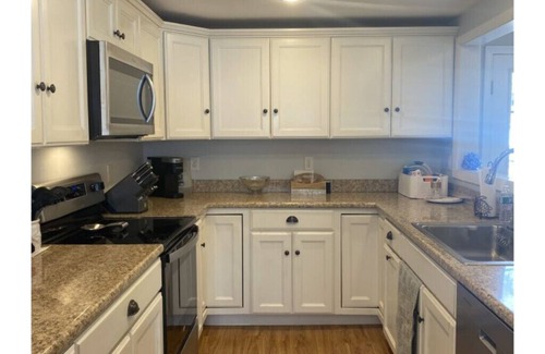 Camp Ellis House | Beautiful, modern, spacious cottage just steps to the beach!