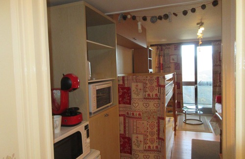 Le Corbier Apartment | Beautiful mountain decor studio for 4 people * on the slopes
