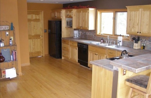 Homestead Hills House | Beautiful Mountain Home Close to Everything.