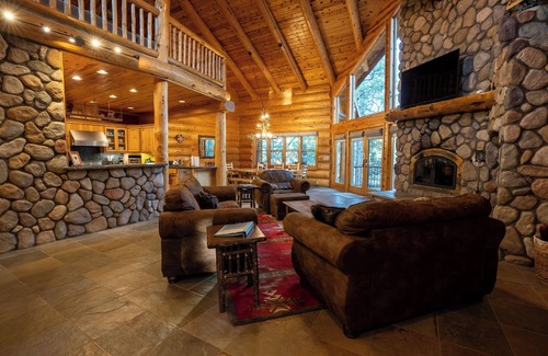 Greer Cabin | Beautiful Mountain Lodge! 7,000 Sq. Ft W/Pond