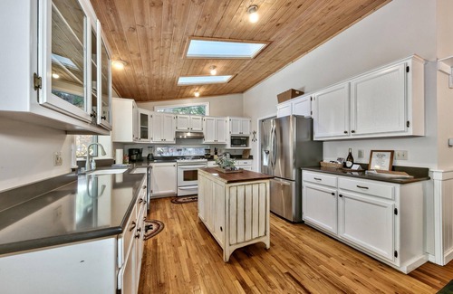 Graeagle Cabin | Beautiful Mountain Retreat in Graeagle!