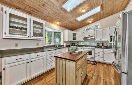 Graeagle Cabin | Beautiful Mountain Retreat in Graeagle!
