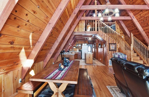 Kings Beach House | Beautiful Mountain Getaway