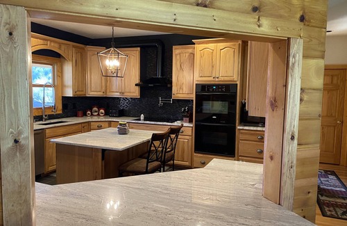 Clyde Cabin | Beautiful NC mountain cabin with views.