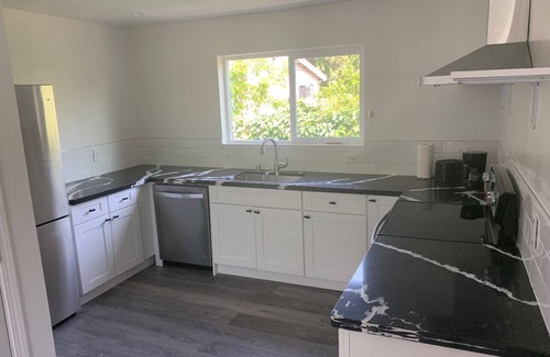 Stockton House | Beautiful New 2/2 GuestHouse
