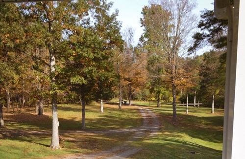 Hollowville House | Beautiful New Contemporary Nestled On 24 Private Acres