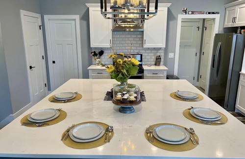 Northeast South Bend House | Beautiful NEW home within walking distance to Notre Dame and Eddy Street!