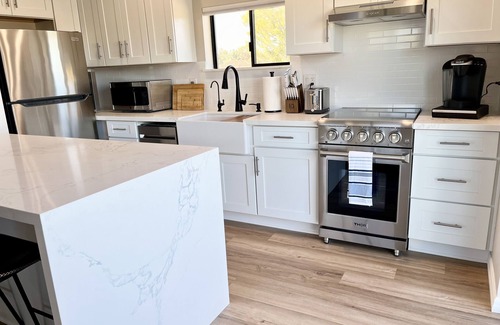 Central Scottsdale House | Beautiful NEW Rental in Scottsdale - Private - On Over an Acre Property!