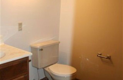 Osage House | BEAUTIFUL NEW ROOF, GREAT FAMILY NEIGHBORHOOD, SCHOOLS,